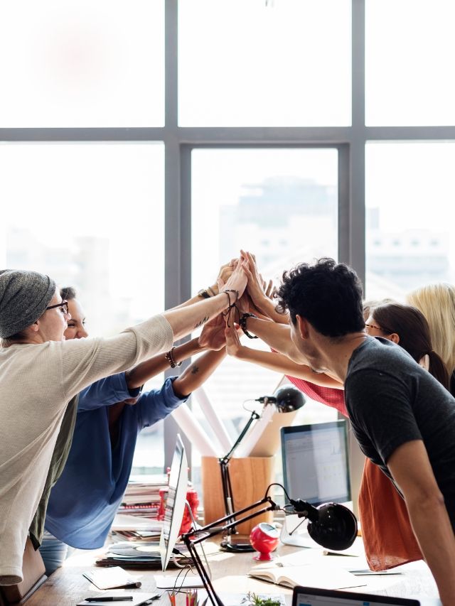 Read more about the article 10 Workplace rules that will keep your job safe