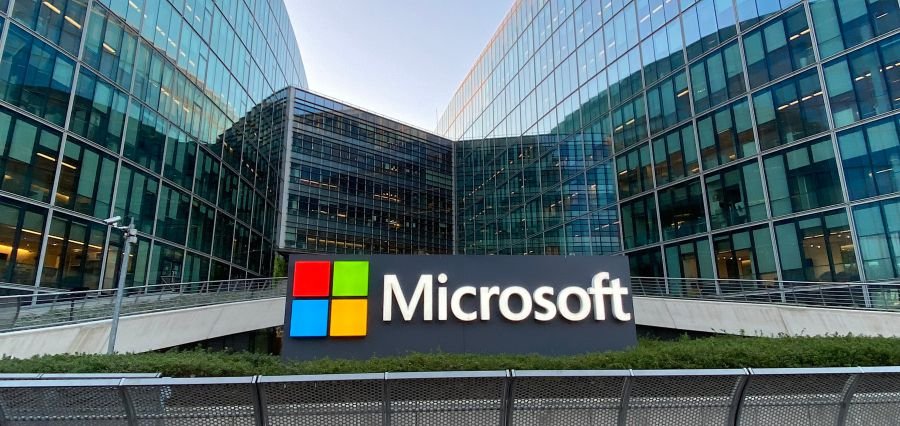 Read more about the article Microsoft Announced of One-time Cash Awards of up to 25% of Annual Bonus to Employees