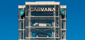 Read more about the article Carvana Exceeds Q4 Expectations Projecting Continued Growth in 2025